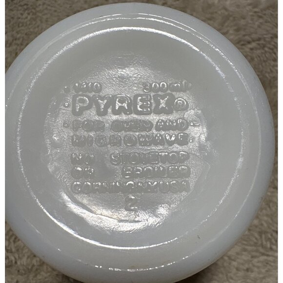 Vintage Pyrex Milk Glass Coffee Mug Cup Burgundy Rose - Picture 5 of 7